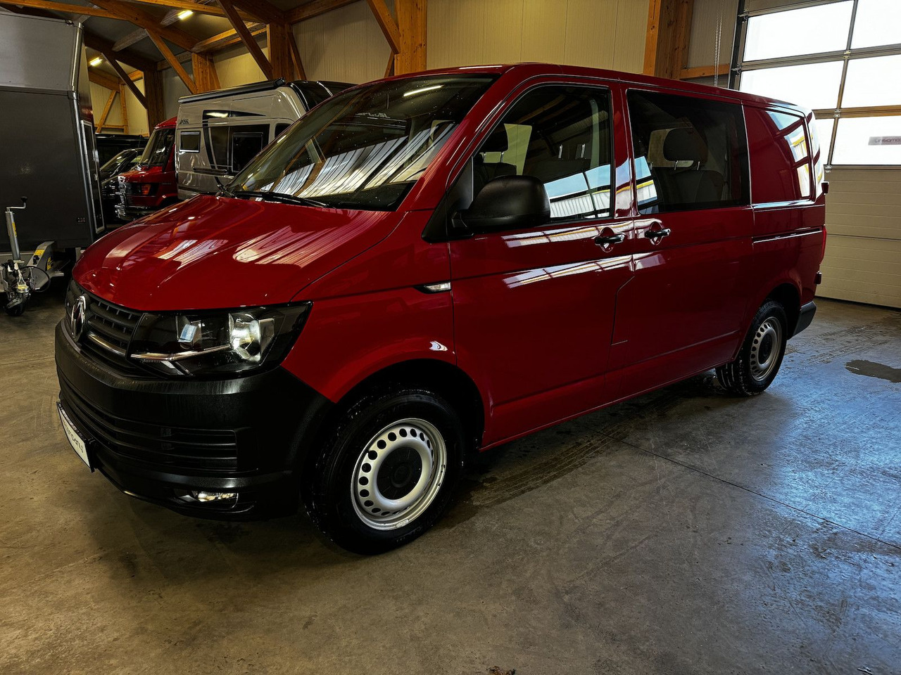 Volkswagen T6 Doka Kasten 6-Sitzer 2.0 TDI 4Motion - فان المدمجة, الشاحنات الصغيرة كابينة مزدوجة: صورة 1 Volkswagen T6 Doka Kasten 6-Sitzer 2.0 TDI 4Motion - فان المدمجة, الشاحنات الصغيرة كابينة مزدوجة: صورة 1