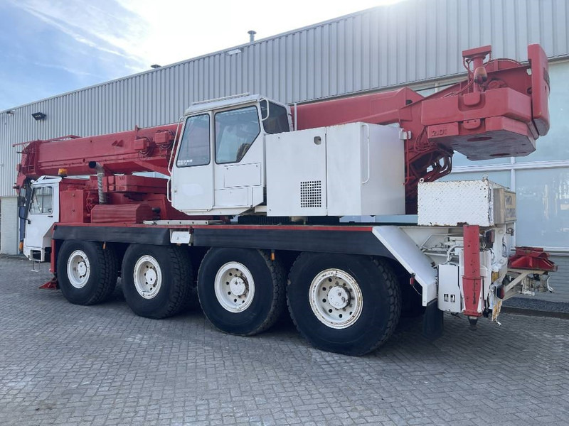 Liebherr LTM 1070 1991 - رافعة لجميع التضاريس: صورة 4 Liebherr LTM 1070 1991 - رافعة لجميع التضاريس: صورة 4
