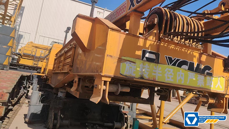 XCMG 2014 XGC130 130ton used crawler crane price - رافعة زاحفة: صورة 4 XCMG 2014 XGC130 130ton used crawler crane price - رافعة زاحفة: صورة 4