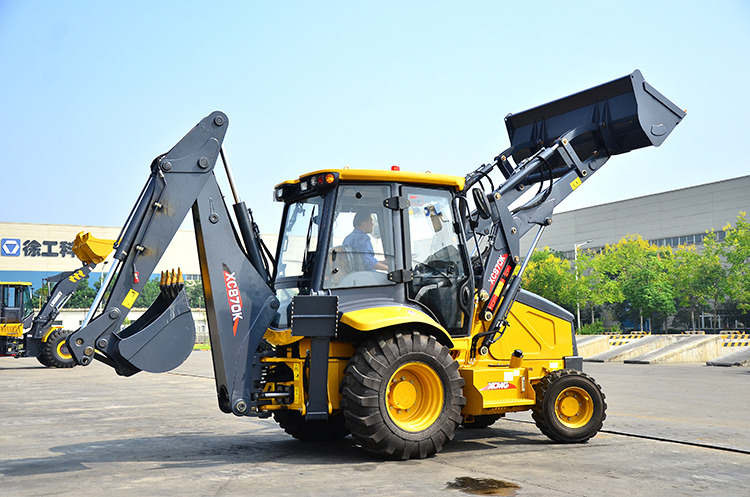XCMG 4x2 XC870K front end excavator loader wheeled for sale - اللودر بعجل: صورة 3 XCMG 4x2 XC870K front end excavator loader wheeled for sale - اللودر بعجل: صورة 3
