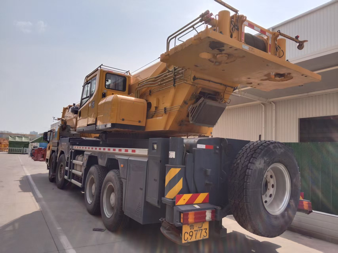 XCMG Official 95 Ton Used boom Truck Crane XCT95L7 Mobile Crane Machine - موبايل كرين: صورة 3 XCMG Official 95 Ton Used boom Truck Crane XCT95L7 Mobile Crane Machine - موبايل كرين: صورة 3