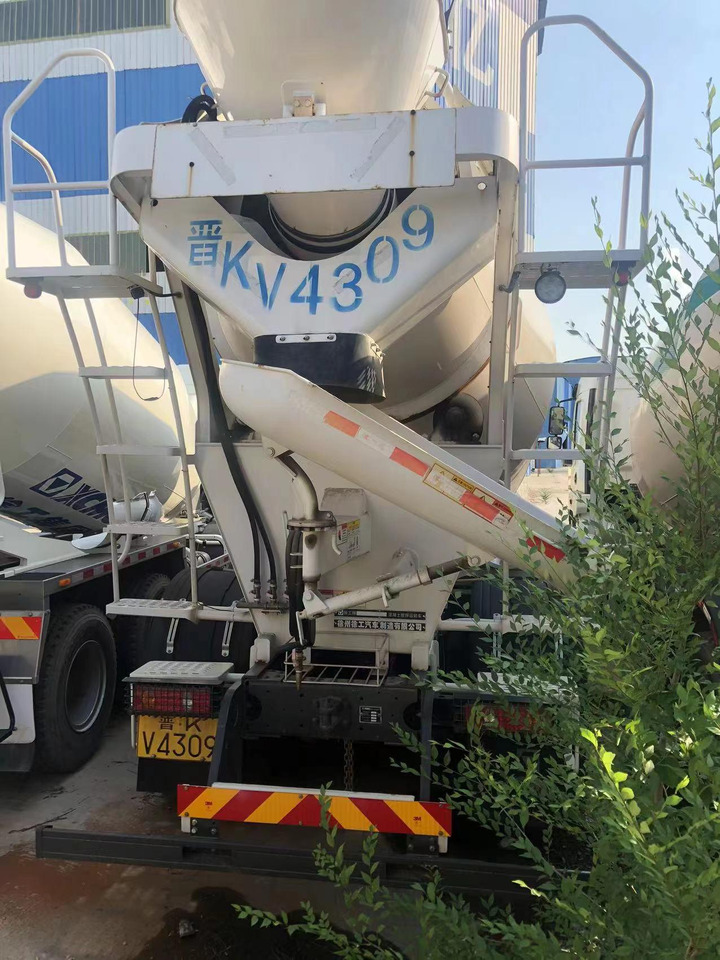XCMG Official G12V 2021 Year 12m3 Used Cement Concrete Mixer Truck in Good Condition - شاحنة خلاطة خرسانة: صورة 5 XCMG Official G12V 2021 Year 12m3 Used Cement Concrete Mixer Truck in Good Condition - شاحنة خلاطة خرسانة: صورة 5