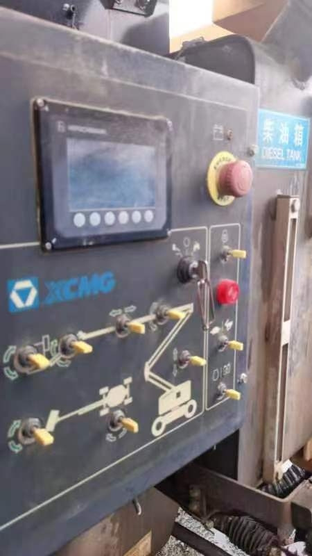 XCMG Official Second Hand Boom Lifts XGA20 20m Towable Cherry Picker Price For Sale - مرفاع مفصلي: صورة 4 XCMG Official Second Hand Boom Lifts XGA20 20m Towable Cherry Picker Price For Sale - مرفاع مفصلي: صورة 4