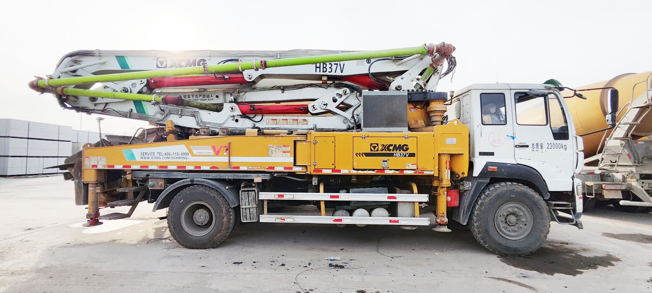 XCMG Official Used Concrete Pump Truck HB37V 37 Meters Cement Pump Machine Price For Sale - مضخة خرسانة: صورة 3 XCMG Official Used Concrete Pump Truck HB37V 37 Meters Cement Pump Machine Price For Sale - مضخة خرسانة: صورة 3