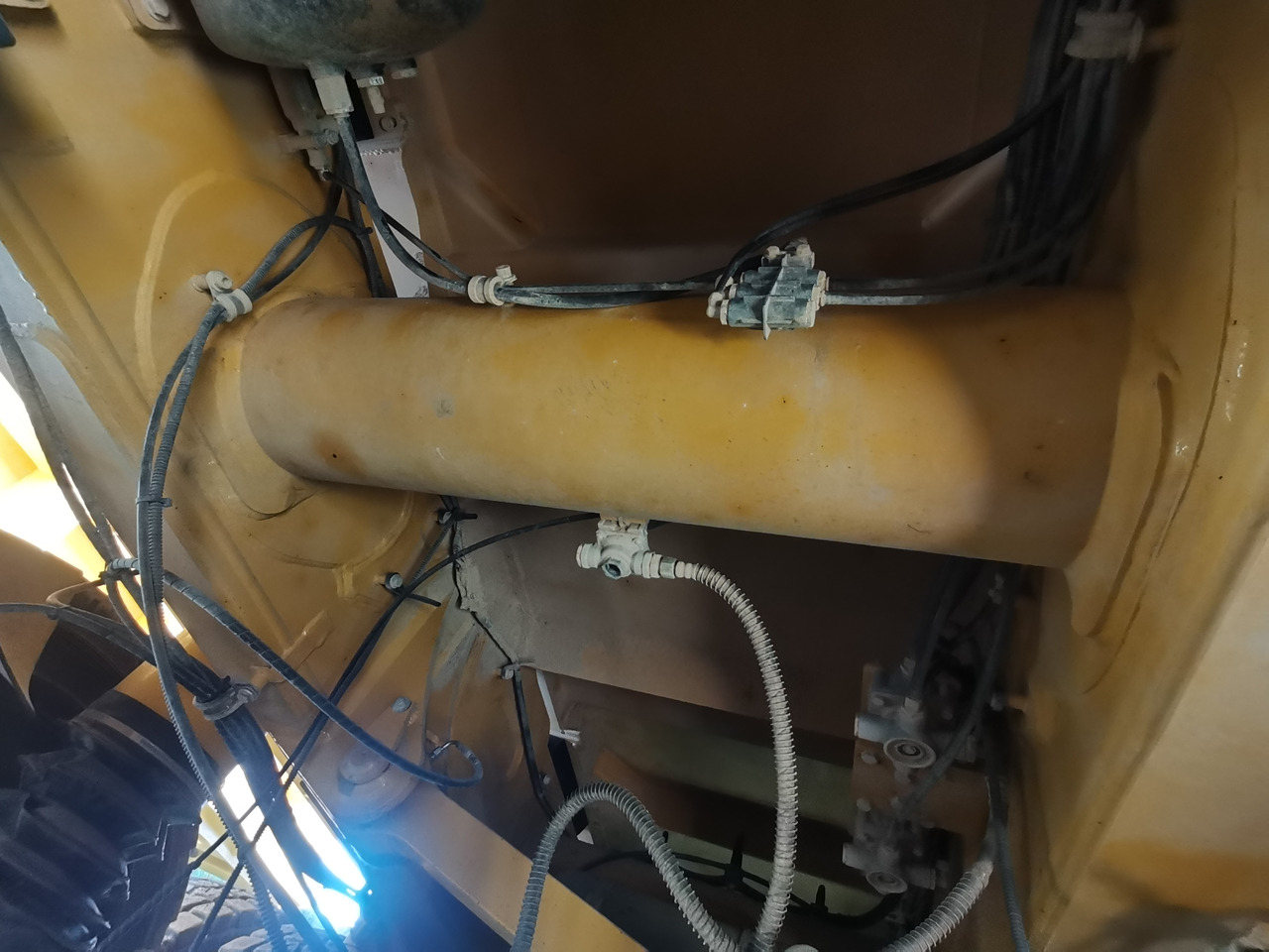 شاحنة قلاب التعدين XCMG Official XDR80T 70 Ton 6x4 Dump Tuck Used Tipper Dump Truck Price: صورة 7