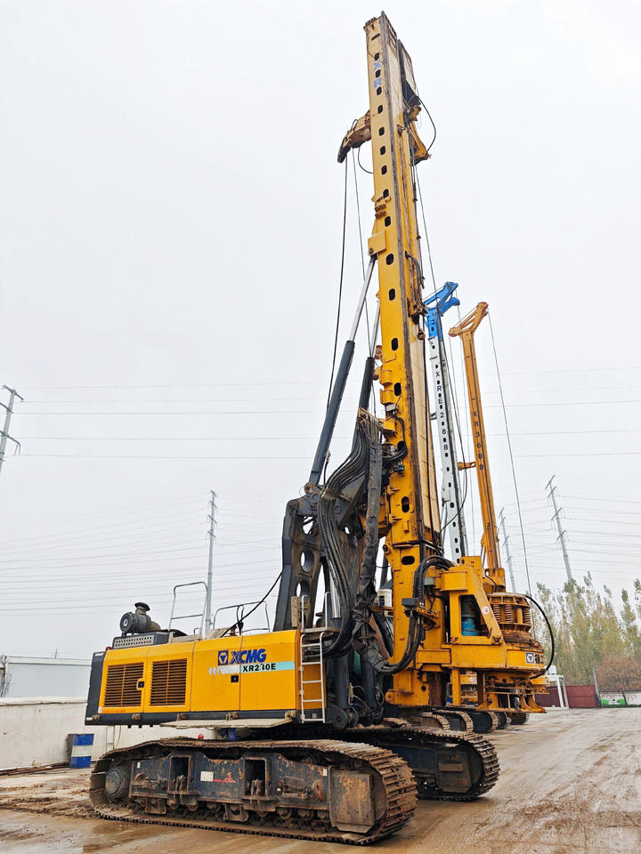 XCMG Official XR240E Rotary Drilling Rig Machine Used Diesel Hydraulic Drilling Rig Price - معدات حفر: صورة 3 XCMG Official XR240E Rotary Drilling Rig Machine Used Diesel Hydraulic Drilling Rig Price - معدات حفر: صورة 3