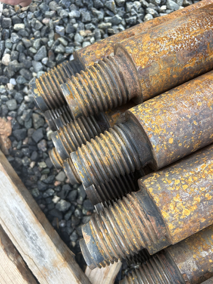 XCMG Official XZ320D Second Hand Horizontal Directional Drilling Rig With High Quality - ماكينة حفر التجاويف الاتجاهية: صورة 5 XCMG Official XZ320D Second Hand Horizontal Directional Drilling Rig With High Quality - ماكينة حفر التجاويف الاتجاهية: صورة 5