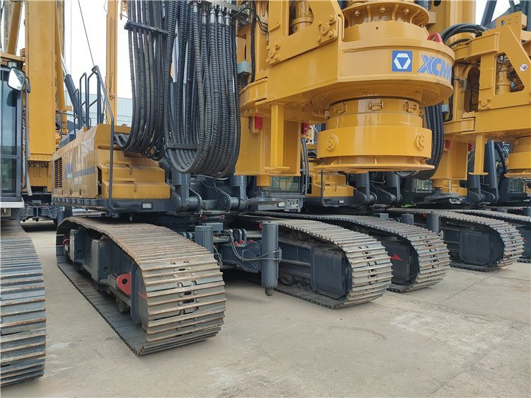 XCMG Official Xe400e Second Hand Hydraulic Rotary Piling Rig Used Rotary Table Drilling Rig - ناقلة الأكوام: صورة 2 XCMG Official Xe400e Second Hand Hydraulic Rotary Piling Rig Used Rotary Table Drilling Rig - ناقلة الأكوام: صورة 2