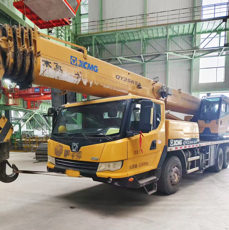 XCMG QY25K5A 25 ton truck crane hydraulic for sale - موبايل كرين: صورة 2 XCMG QY25K5A 25 ton truck crane hydraulic for sale - موبايل كرين: صورة 2