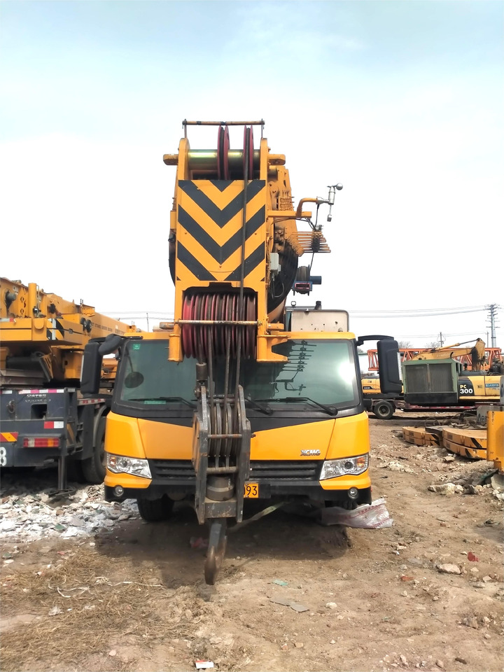 XCMG XCA180L8C 2021 Year Crane Lifting Equipment Used 180 Ton Mobile All Terrain Crane for Sale - رافعة لجميع التضاريس: صورة 4 XCMG XCA180L8C 2021 Year Crane Lifting Equipment Used 180 Ton Mobile All Terrain Crane for Sale - رافعة لجميع التضاريس: صورة 4