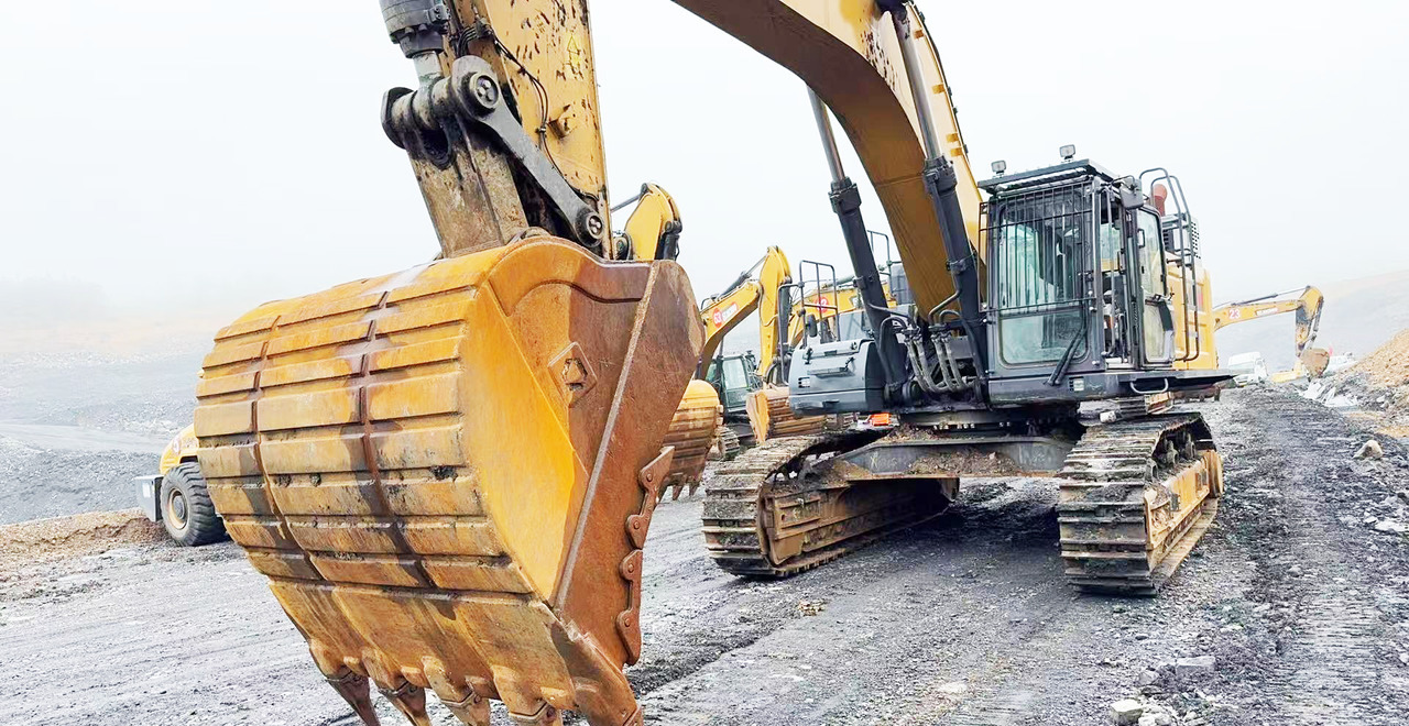 XCMG XE690DK heavy duty used excavator crawler price - حفار زاحف: صورة 2 XCMG XE690DK heavy duty used excavator crawler price - حفار زاحف: صورة 2