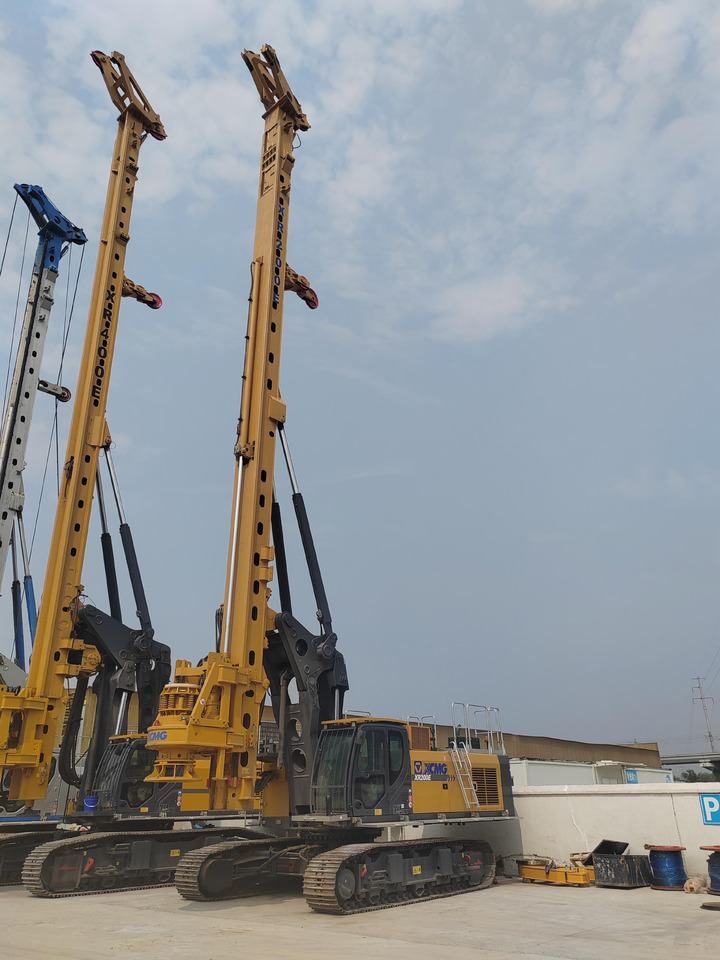 XCMG XR200E Hydraulic Crawler Rotary Drilling Rig - معدات حفر: صورة 2 XCMG XR200E Hydraulic Crawler Rotary Drilling Rig - معدات حفر: صورة 2