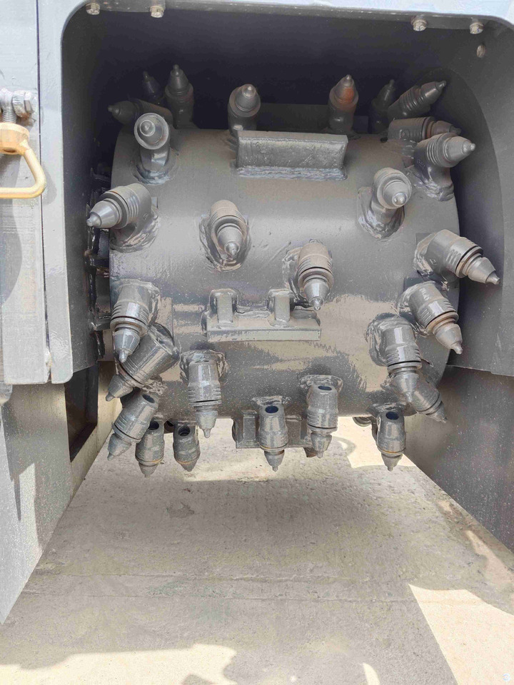 XCMG official XM505IV 500mm road milling machine - ماكينة الكشط على البارد: صورة 5 XCMG official XM505IV 500mm road milling machine - ماكينة الكشط على البارد: صورة 5