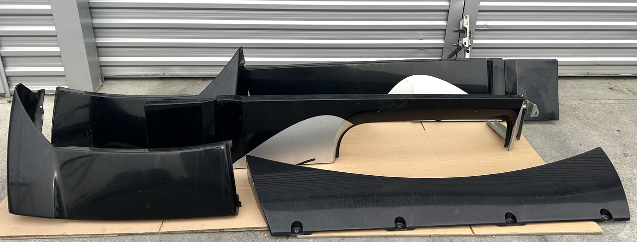 DAF A SET OF DAF XF 106 SPOILER - قطع غيار عامة: صورة 1 DAF A SET OF DAF XF 106 SPOILER - قطع غيار عامة: صورة 1