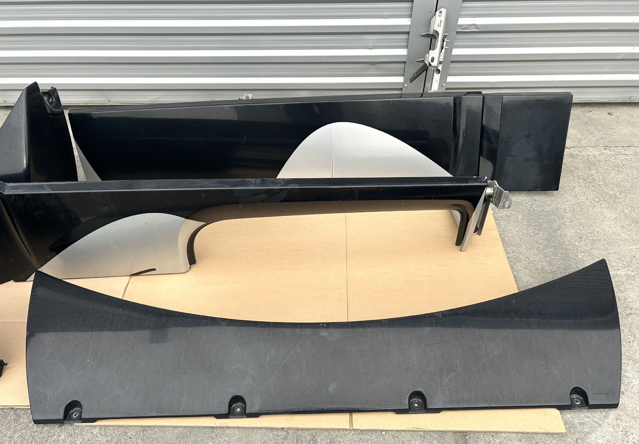 DAF A SET OF DAF XF 106 SPOILER - قطع غيار عامة: صورة 5 DAF A SET OF DAF XF 106 SPOILER - قطع غيار عامة: صورة 5