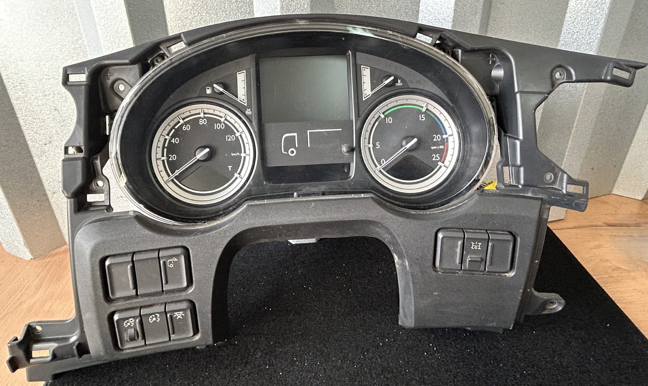 DAF COUNTER CLOCK + HARNESS + CONSOLE DAF XF 106 1980452 + 1900912 + 1951834 - لوحة العدادات: صورة 1 DAF COUNTER CLOCK + HARNESS + CONSOLE DAF XF 106 1980452 + 1900912 + 1951834 - لوحة العدادات: صورة 1