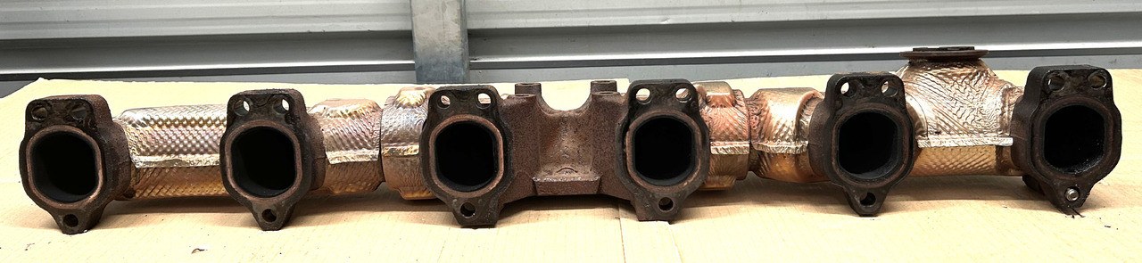 DAF EXHAUST MANIFOLD DAF XF 106 480HP 530HP MX13 - مشعب العادم: صورة 2 DAF EXHAUST MANIFOLD DAF XF 106 480HP 530HP MX13 - مشعب العادم: صورة 2