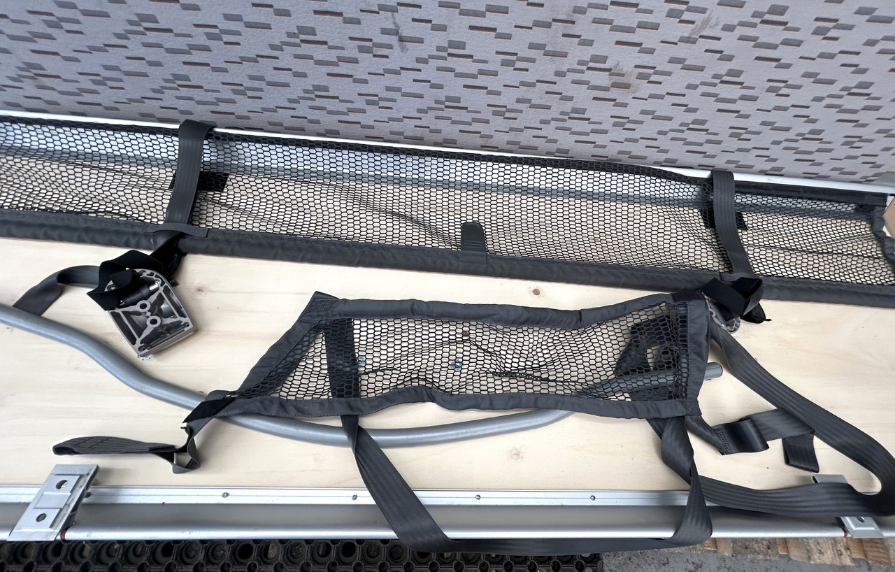 DAF UPPER BED COUCH WITH MATTRESS DAF SUPER SPACE CAB - قطع غيار عامة: صورة 5 DAF UPPER BED COUCH WITH MATTRESS DAF SUPER SPACE CAB - قطع غيار عامة: صورة 5