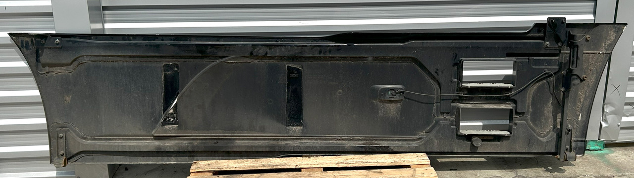DAF XF 106 480 SIDESKIRT + MUDGUARD - الإيروديناميكية/ الجناح الخلفي: صورة 4 DAF XF 106 480 SIDESKIRT + MUDGUARD - الإيروديناميكية/ الجناح الخلفي: صورة 4