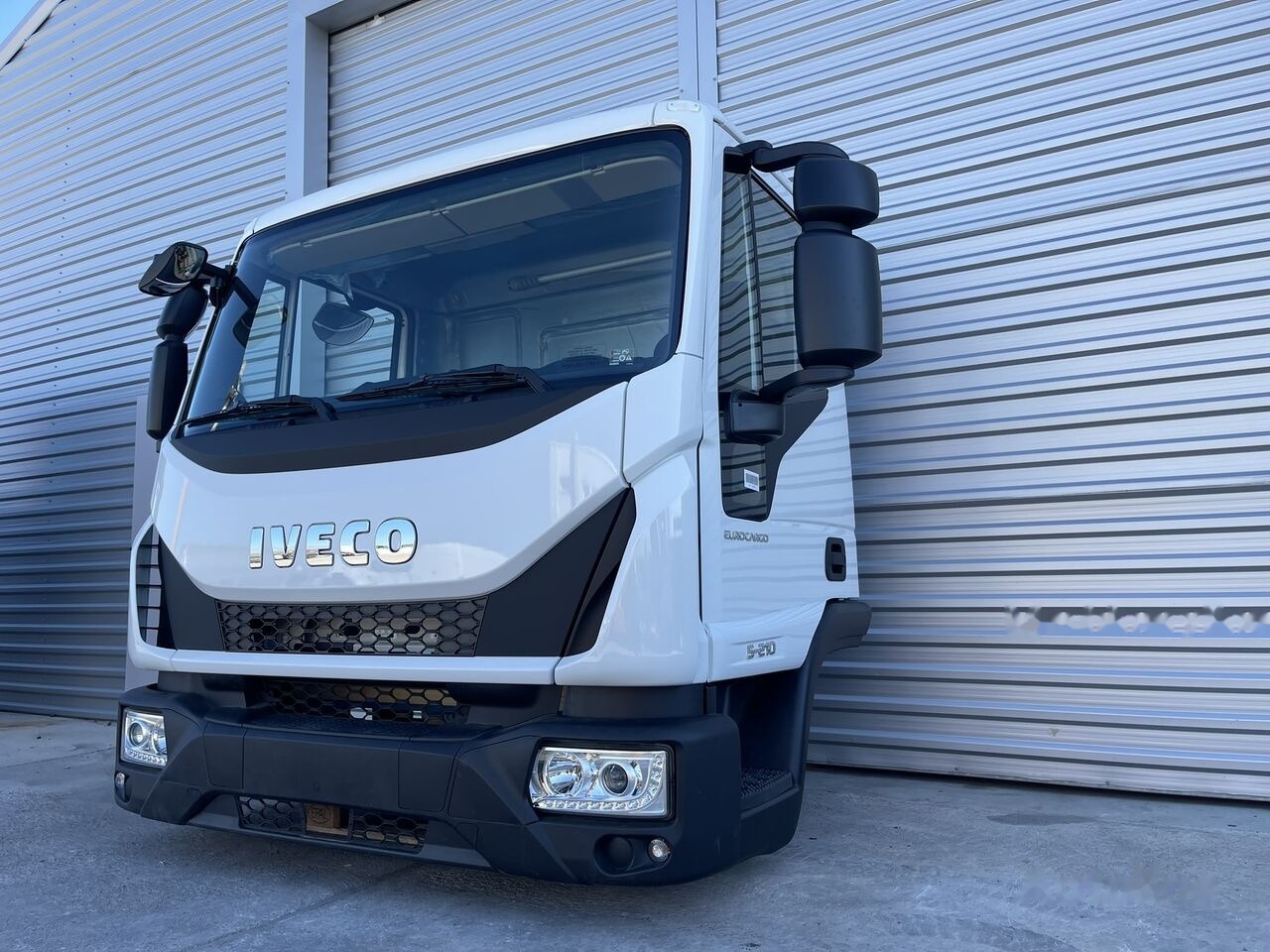 IVECO Eurocargo  for IVECO Eurocargo DAY cabine - كابينة - سيارة: صورة 1 IVECO Eurocargo  for IVECO Eurocargo DAY cabine - كابينة - سيارة: صورة 1