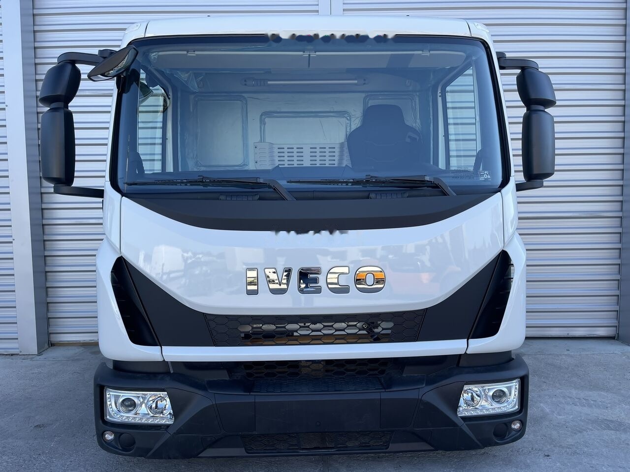IVECO Eurocargo  for IVECO Eurocargo DAY cabine - كابينة - سيارة: صورة 4 IVECO Eurocargo  for IVECO Eurocargo DAY cabine - كابينة - سيارة: صورة 4
