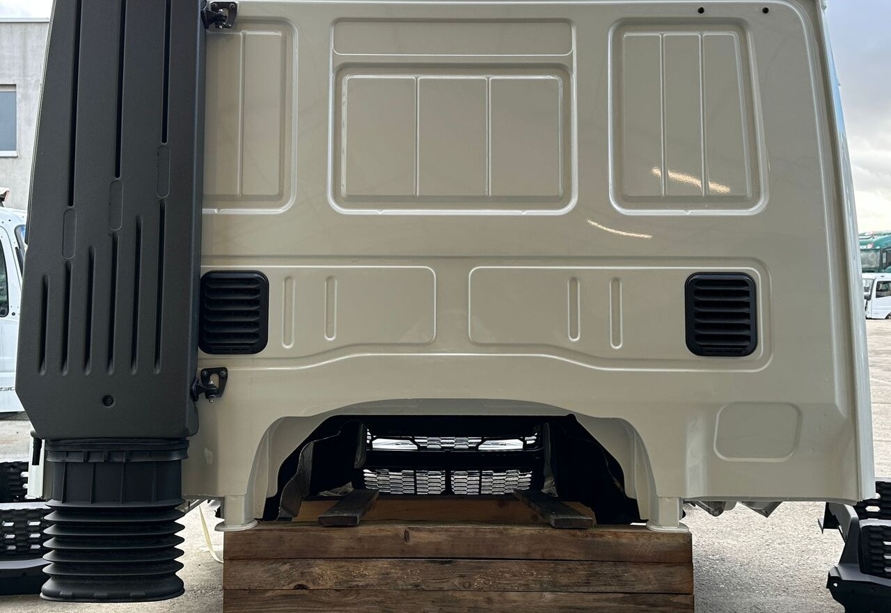 IVECO S-WAY truck - كابينة - شاحنة: صورة 2 IVECO S-WAY truck - كابينة - شاحنة: صورة 2