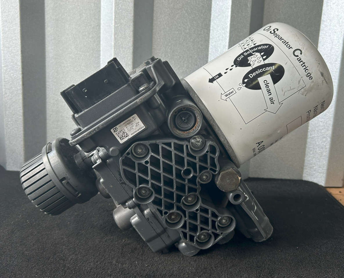 MERCEDES-BENZ ACTROS MP4 EAPU AIR DRYER EL 2204 - أجزاء الفرامل - شاحنة: صورة 2 MERCEDES-BENZ ACTROS MP4 EAPU AIR DRYER EL 2204 - أجزاء الفرامل - شاحنة: صورة 2