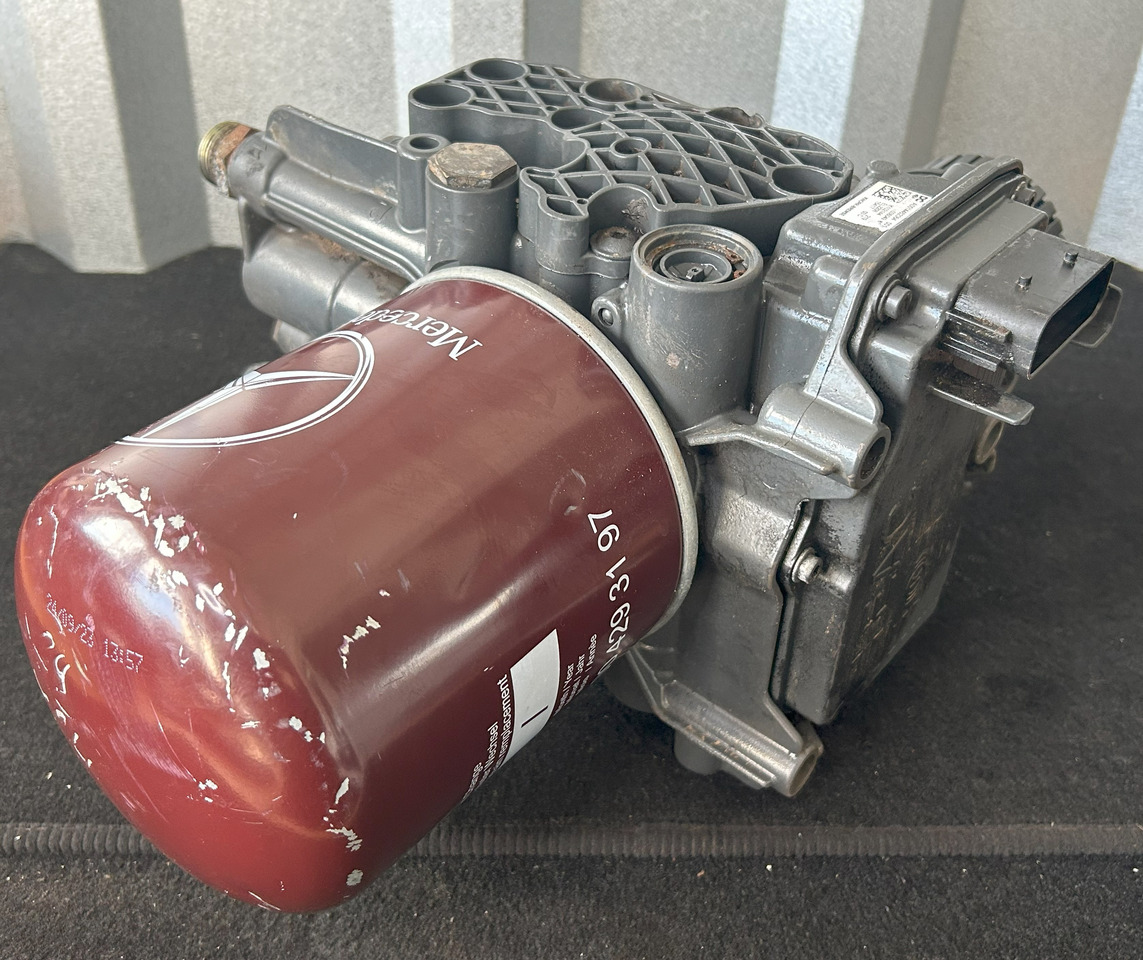 MERCEDES-BENZ ACTROS MP4 EAPU AIR DRYER - أجزاء الفرامل - شاحنة: صورة 5 MERCEDES-BENZ ACTROS MP4 EAPU AIR DRYER - أجزاء الفرامل - شاحنة: صورة 5