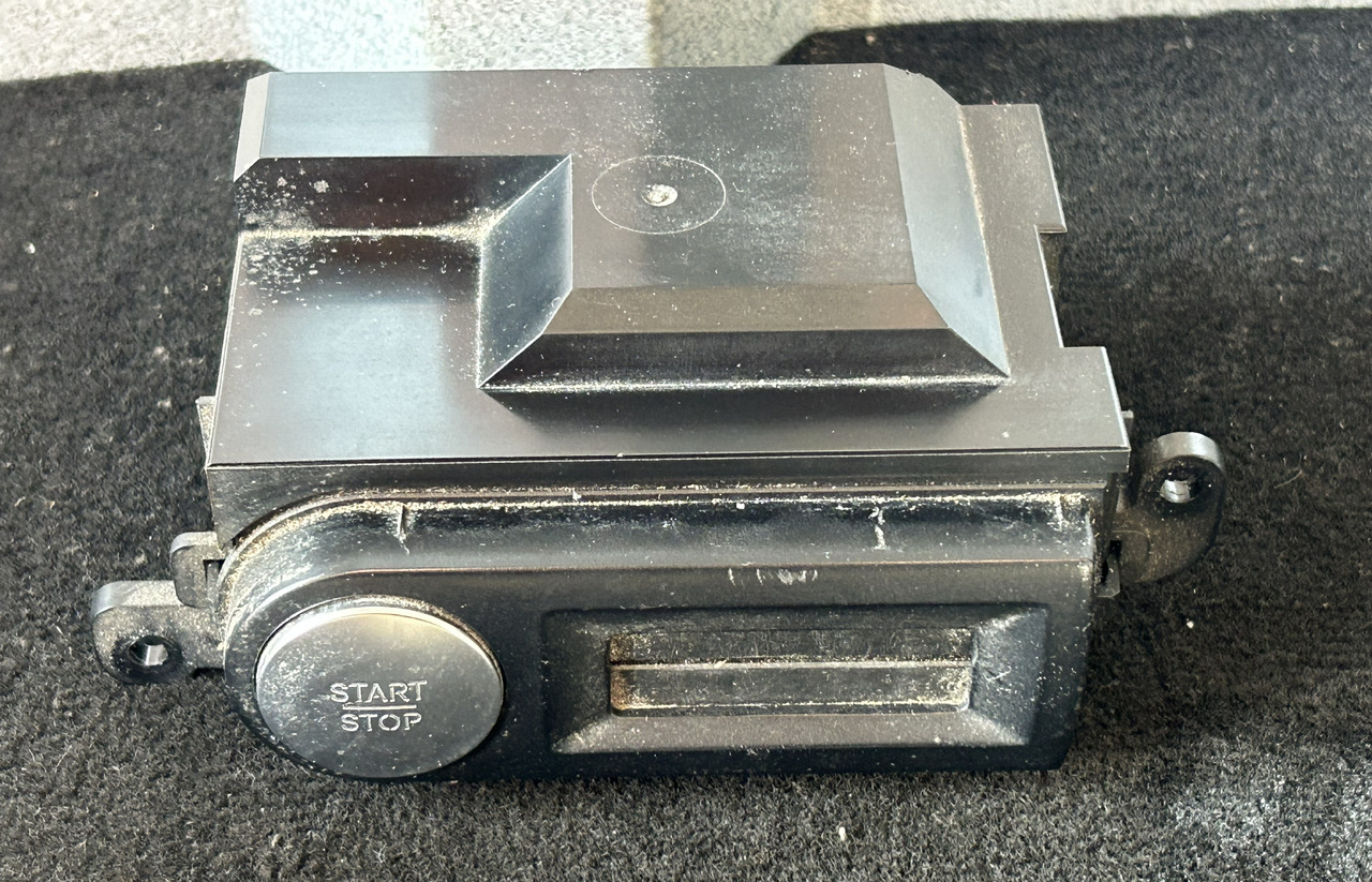 MERCEDES-BENZ ACTROS MP4 START/STOP IGNITION SWITCH - لوحة العدادات - شاحنة: صورة 2 MERCEDES-BENZ ACTROS MP4 START/STOP IGNITION SWITCH - لوحة العدادات - شاحنة: صورة 2