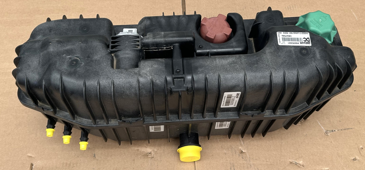 MERCEDES COOLANT EXPANSION TANK AROCS ACTROS MP4 MP5 - خزان التوسع: صورة 3 MERCEDES COOLANT EXPANSION TANK AROCS ACTROS MP4 MP5 - خزان التوسع: صورة 3