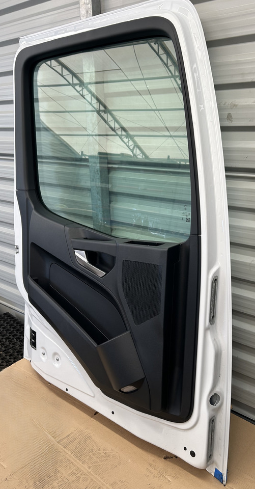 MERCEDES DOOR LEFT narrow cab M-CLASSIC SPACE ACTROS AROCS MP4 MP5 BRAND NEW - باب و قطع الغيار: صورة 3 MERCEDES DOOR LEFT narrow cab M-CLASSIC SPACE ACTROS AROCS MP4 MP5 BRAND NEW - باب و قطع الغيار: صورة 3