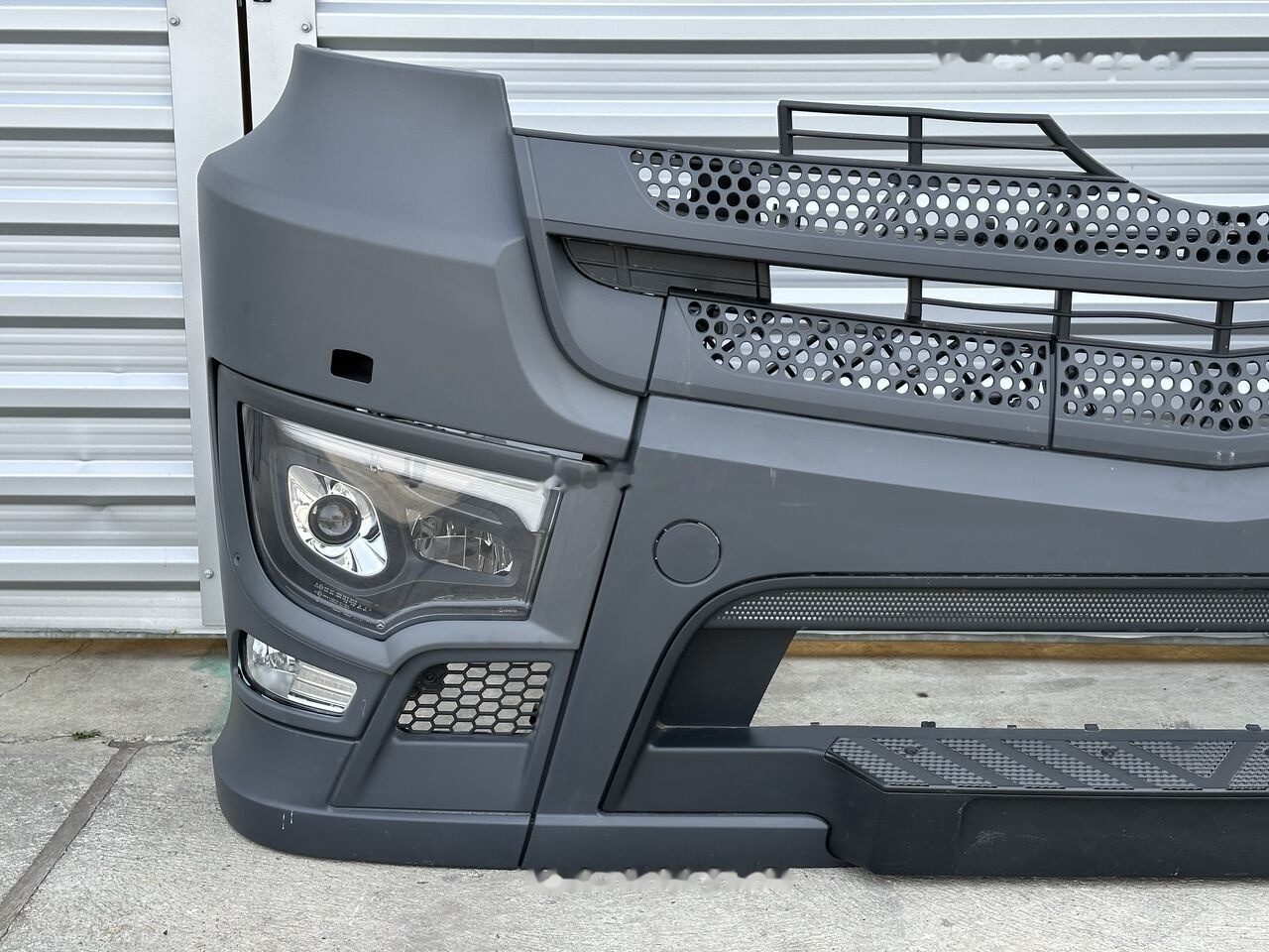 Mercedes-Benz ACTROS MP4 MP5 A9618203159 A9618203059 Mercedes-Benz A 9608801690 A9618203159 A9618203059 - مصد - شاحنة: صورة 3 Mercedes-Benz ACTROS MP4 MP5 A9618203159 A9618203059 Mercedes-Benz A 9608801690 A9618203159 A9618203059 - مصد - شاحنة: صورة 3