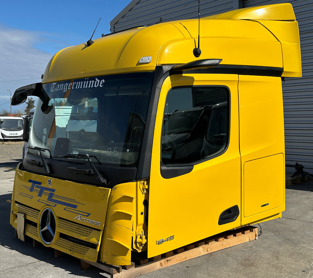 Mercedes-Benz ACTROS MP5 STREAM SPACE - كابينة - شاحنة: صورة 4 Mercedes-Benz ACTROS MP5 STREAM SPACE - كابينة - شاحنة: صورة 4