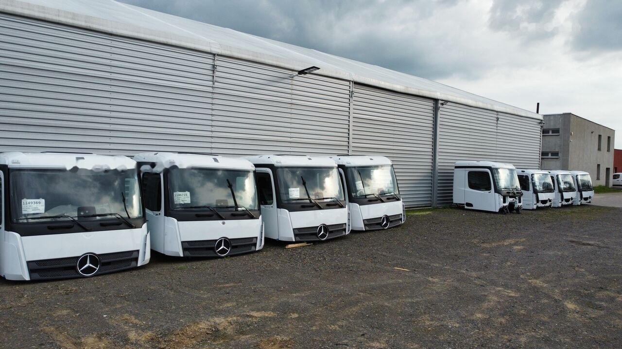 Mercedes-Benz M ClassicSpace Arocs for Mercedes-Benz ACTROS ANTOS AXOR M classic space 170mm Fahrerhaus - كابينة: صورة 2 Mercedes-Benz M ClassicSpace Arocs for Mercedes-Benz ACTROS ANTOS AXOR M classic space 170mm Fahrerhaus - كابينة: صورة 2