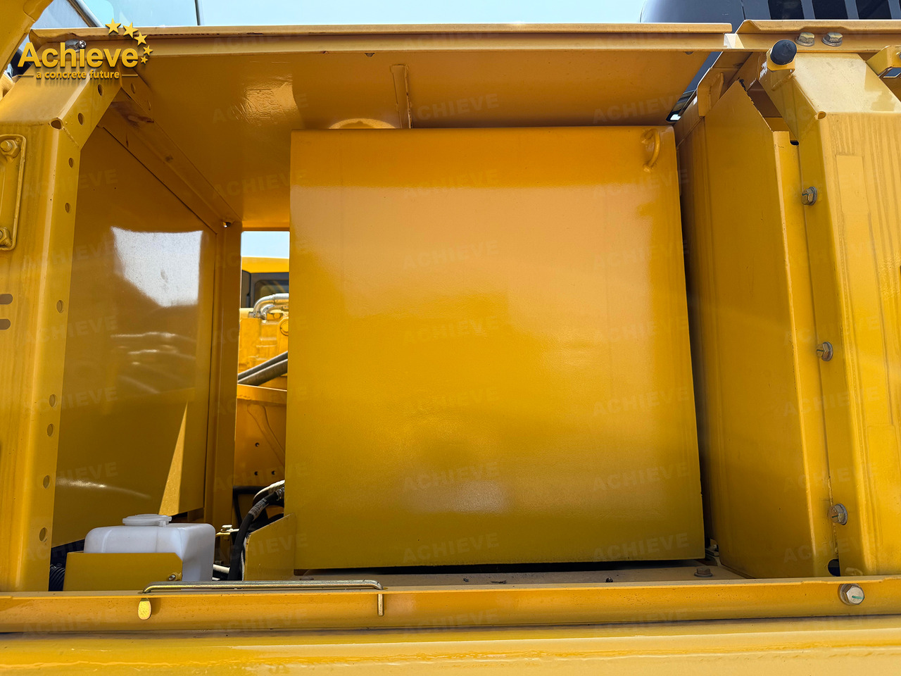 تأجير KOMATSU Remanufactured Komatsu PC360-7 excavator 1.6 m³ 180/1900 kw/rpm 33000 kg 7380 mm 227 kN Komatsu SAA6D114E 605 L【ACHIEVE】 TOP CONDITION!!! KOMATSU Remanufactured Komatsu PC360-7 excavator 1.6 m³ 180/1900 kw/rpm 33000 kg 7380 mm 227 kN Komatsu SAA6D114E 605 L【ACHIEVE】 TOP CONDITION!!!: صورة 28 تأجير KOMATSU Remanufactured Komatsu PC360-7 excavator 1.6 m³ 180/1900 kw/rpm 33000 kg 7380 mm 227 kN Komatsu SAA6D114E 605 L【ACHIEVE】 TOP CONDITION!!! KOMATSU Remanufactured Komatsu PC360-7 excavator 1.6 m³ 180/1900 kw/rpm 33000 kg 7380 mm 227 kN Komatsu SAA6D114E 605 L【ACHIEVE】 TOP CONDITION!!!: صورة 28