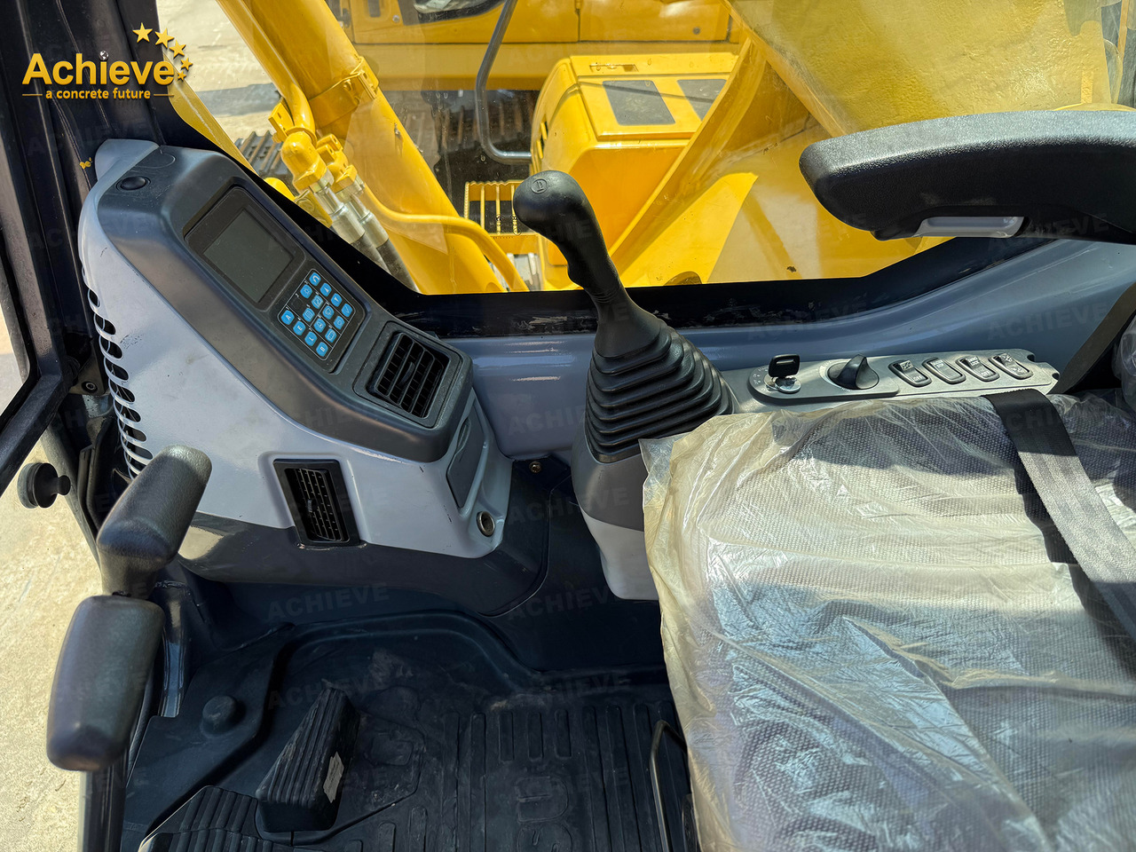 تأجير KOMATSU Remanufactured Komatsu PC360-7 excavator 1.6 m³ 180/1900 kw/rpm 33000 kg 7380 mm 227 kN Komatsu SAA6D114E 605 L【ACHIEVE】 TOP CONDITION!!! KOMATSU Remanufactured Komatsu PC360-7 excavator 1.6 m³ 180/1900 kw/rpm 33000 kg 7380 mm 227 kN Komatsu SAA6D114E 605 L【ACHIEVE】 TOP CONDITION!!!: صورة 43 تأجير KOMATSU Remanufactured Komatsu PC360-7 excavator 1.6 m³ 180/1900 kw/rpm 33000 kg 7380 mm 227 kN Komatsu SAA6D114E 605 L【ACHIEVE】 TOP CONDITION!!! KOMATSU Remanufactured Komatsu PC360-7 excavator 1.6 m³ 180/1900 kw/rpm 33000 kg 7380 mm 227 kN Komatsu SAA6D114E 605 L【ACHIEVE】 TOP CONDITION!!!: صورة 43