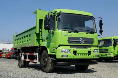 240HP Tipper Truck Dongfeng 6-Wheeler Truck 5m Dump Body - شاحنة قلاب: صورة 1 240HP Tipper Truck Dongfeng 6-Wheeler Truck 5m Dump Body - شاحنة قلاب: صورة 1