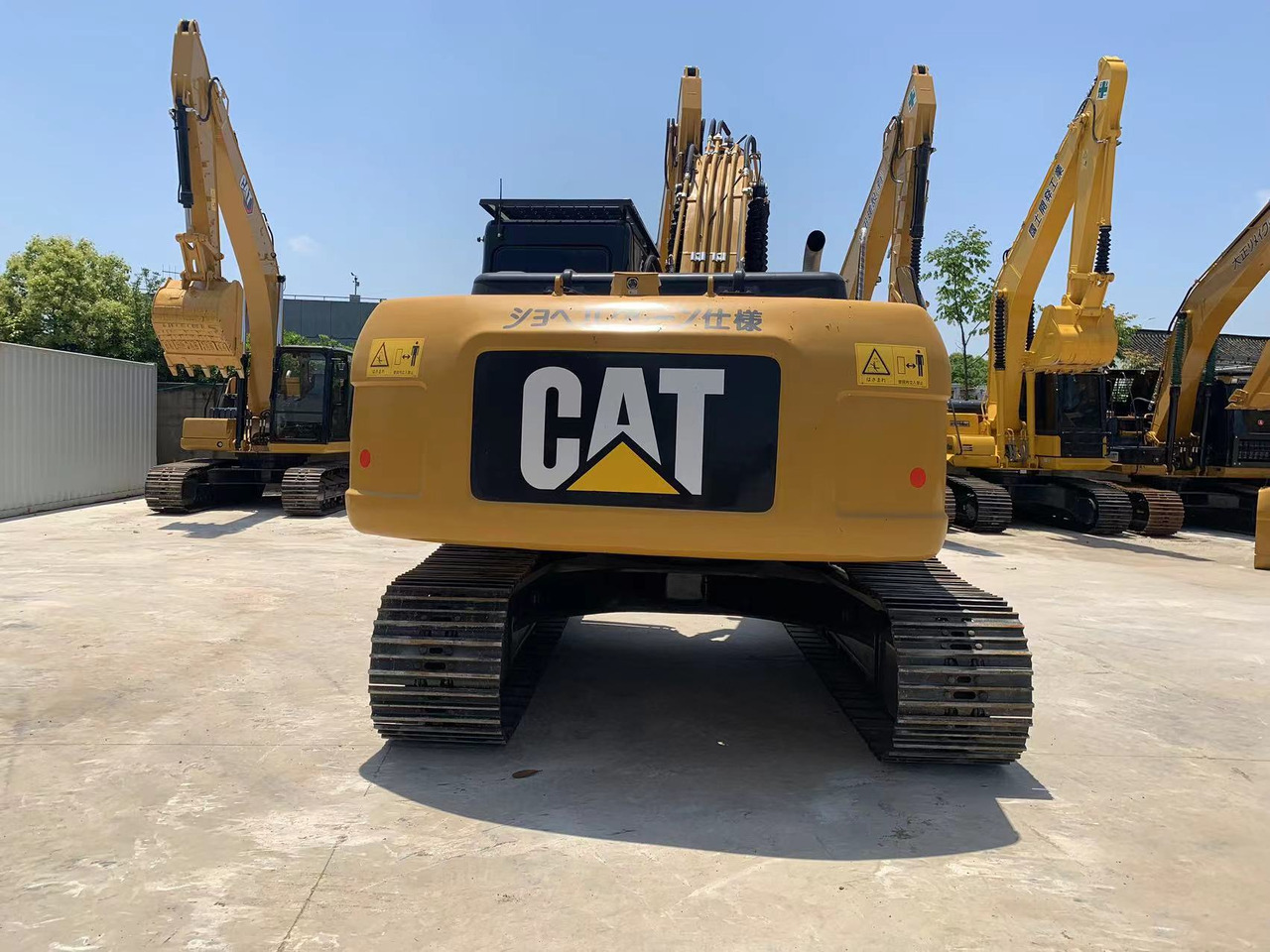Caterpillar Excavator 320, 323 with Mechanical Engine Mitsubishi S6K - حفار زاحف: صورة 5 Caterpillar Excavator 320, 323 with Mechanical Engine Mitsubishi S6K - حفار زاحف: صورة 5