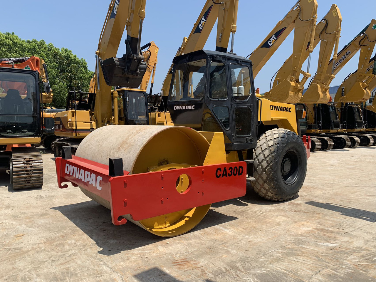 Dynapac CA30D Secondhand Vibratory Road Roller - رَصَّاص الطرق: صورة 4 Dynapac CA30D Secondhand Vibratory Road Roller - رَصَّاص الطرق: صورة 4