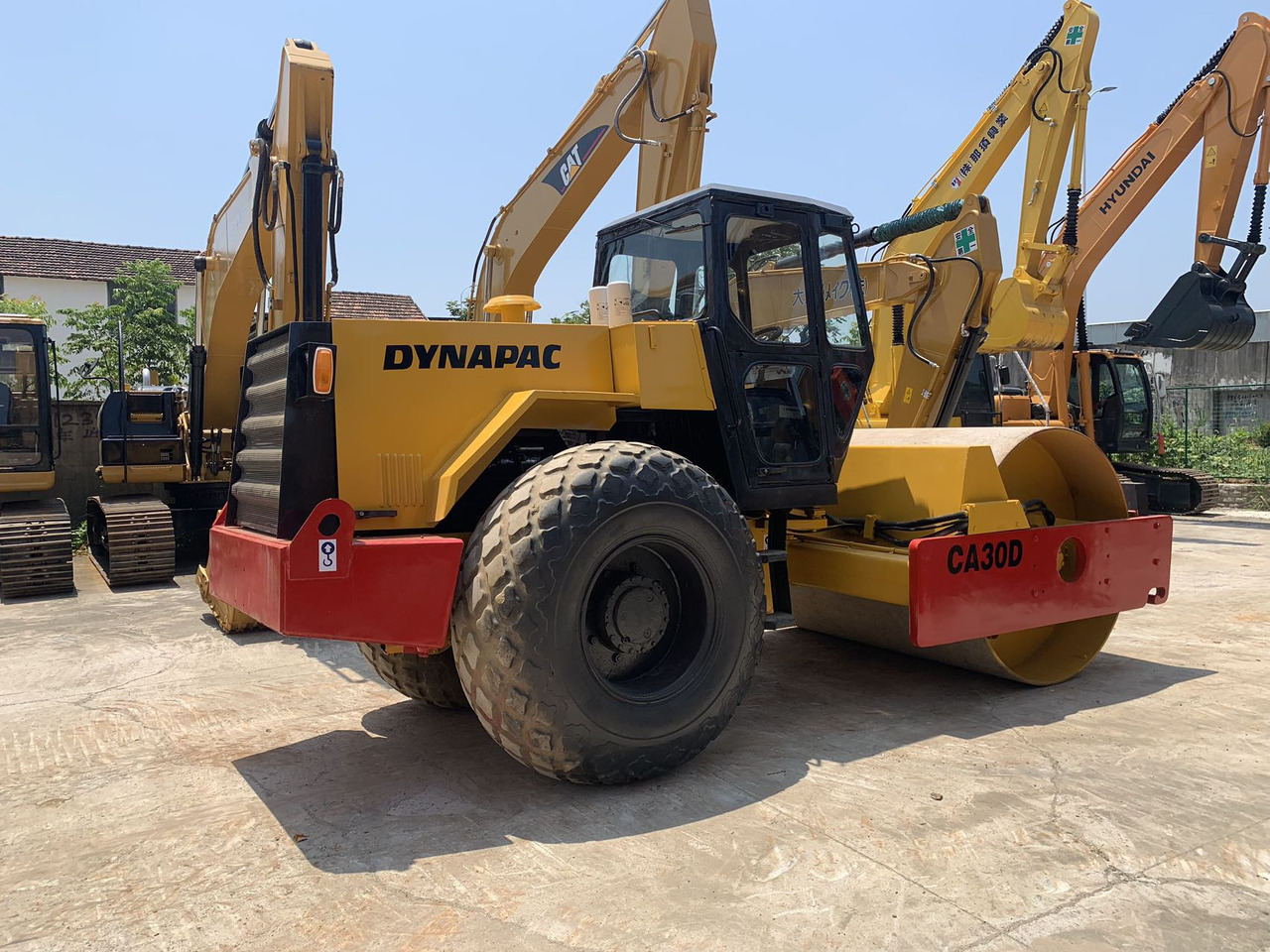 Dynapac CA30D Secondhand Vibratory Road Roller - رَصَّاص الطرق: صورة 1 Dynapac CA30D Secondhand Vibratory Road Roller - رَصَّاص الطرق: صورة 1