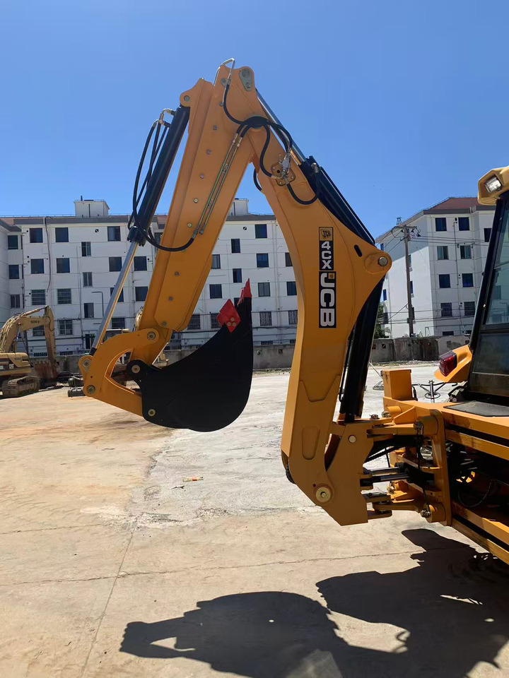 JCB Backhoe Loader 4CX, 4DX Good Price on Sale - لودر ذو محراث خلفي/ باكهو: صورة 5 JCB Backhoe Loader 4CX, 4DX Good Price on Sale - لودر ذو محراث خلفي/ باكهو: صورة 5