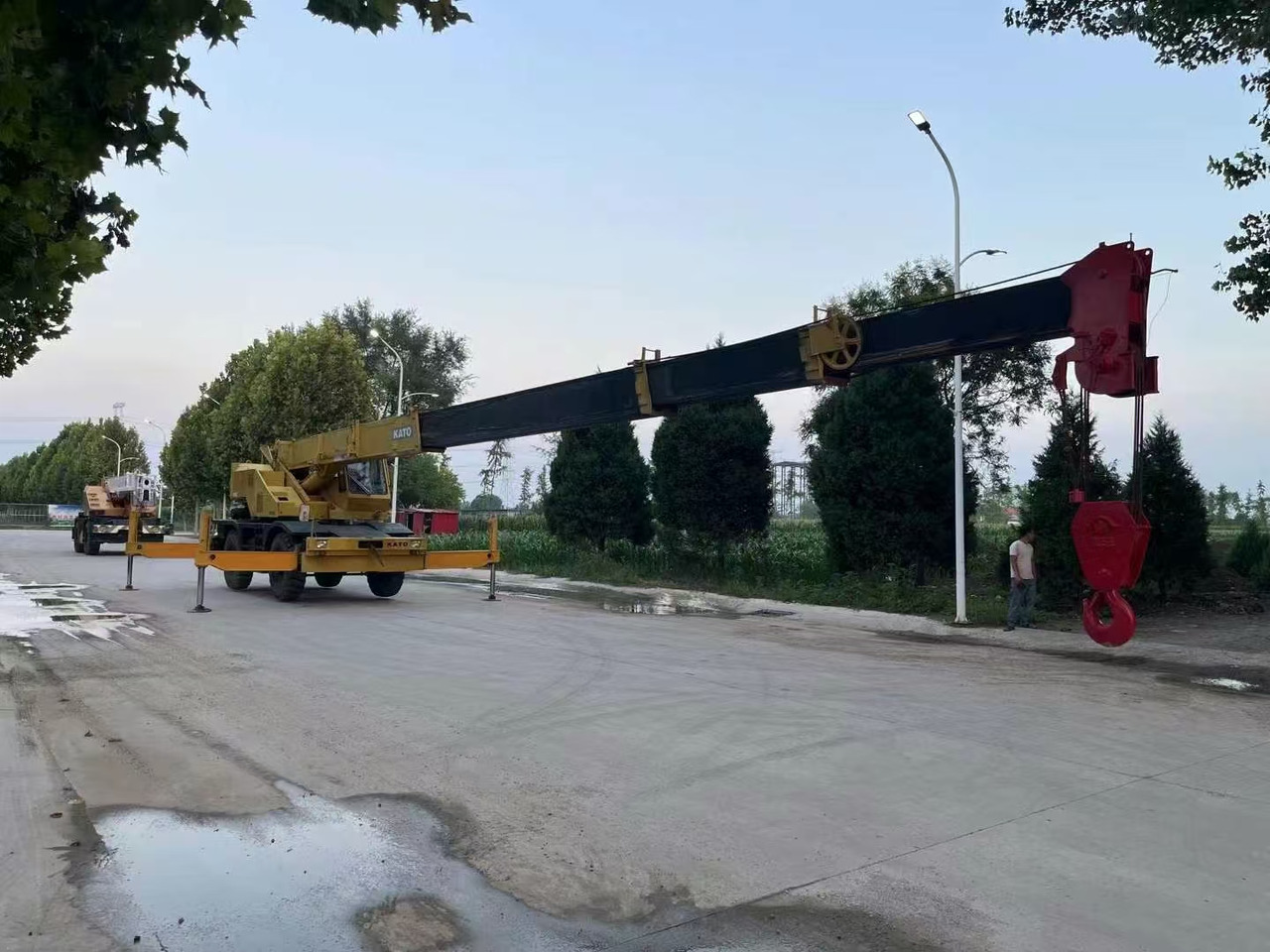 KATO KR250 Good Price 25 ton Rough Terrain Crane - موبايل كرين: صورة 5 KATO KR250 Good Price 25 ton Rough Terrain Crane - موبايل كرين: صورة 5