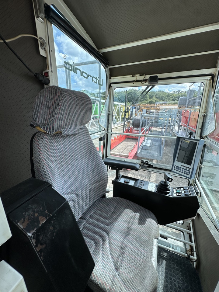 LIEBHERR 150 EC-B 8 Litronic - رافعة برجية: صورة 4 LIEBHERR 150 EC-B 8 Litronic - رافعة برجية: صورة 4