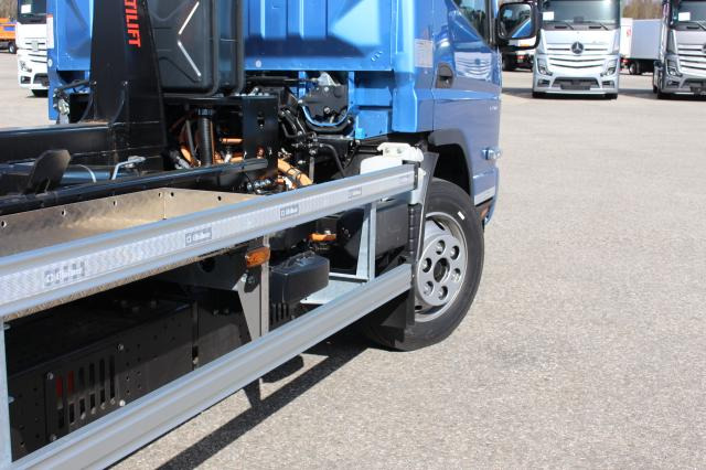 FUSO eCanter 9C18E - شاحنة برافعة خطافية: صورة 5 FUSO eCanter 9C18E - شاحنة برافعة خطافية: صورة 5