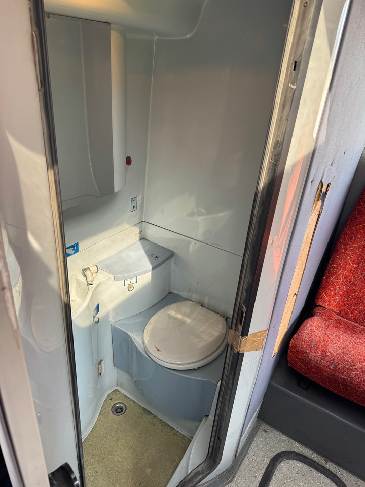 حافلة نقل لمسافات طويلة SCANIA OmniExpress 360: صورة 8