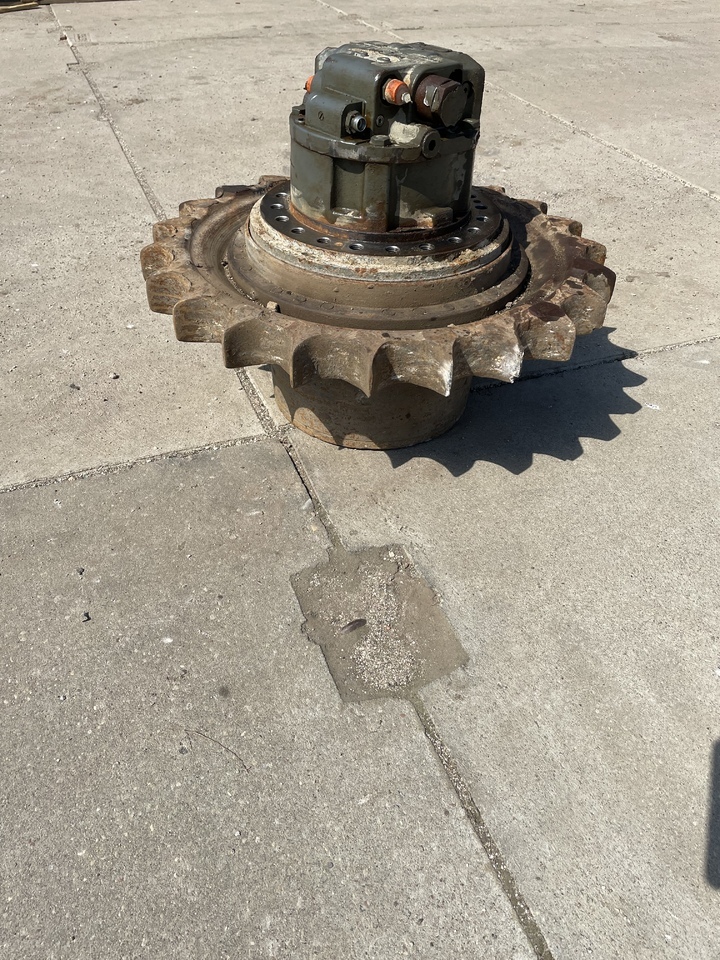 LIEBHERR R906 - محرك السفر - حفار زاحف: صورة 1 LIEBHERR R906 - محرك السفر - حفار زاحف: صورة 1