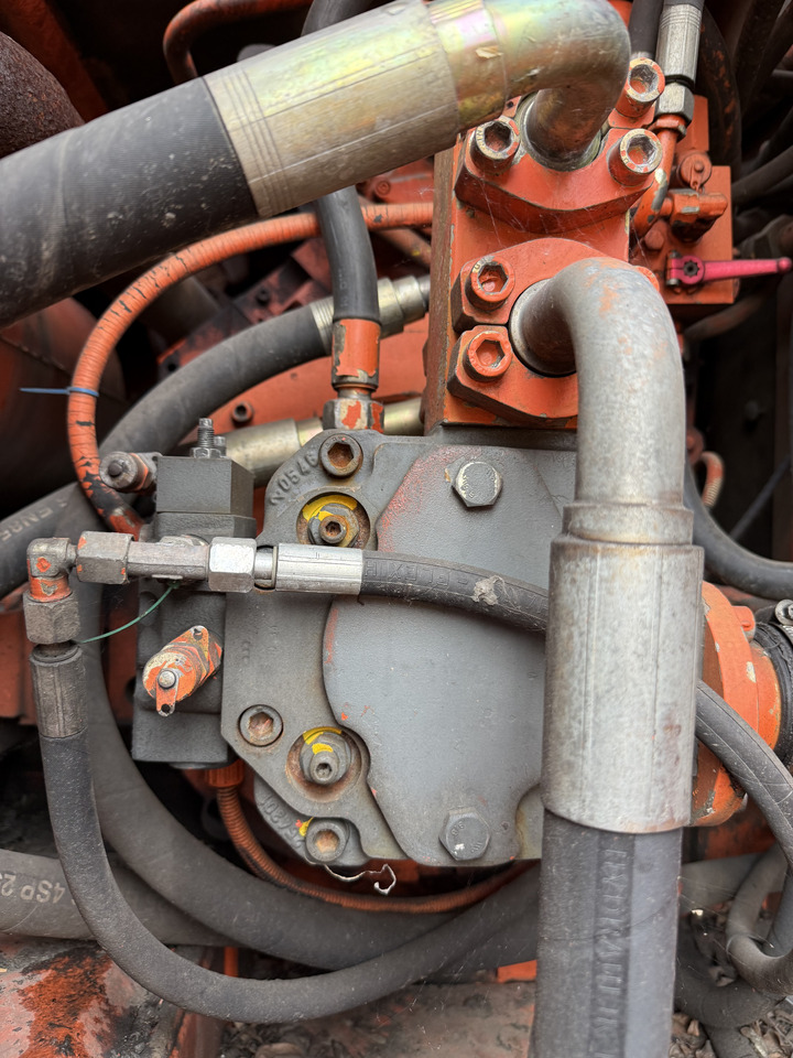 Linde HPR - مضخة هيدروليكية - حفار ذو عجلات: صورة 5 Linde HPR - مضخة هيدروليكية - حفار ذو عجلات: صورة 5