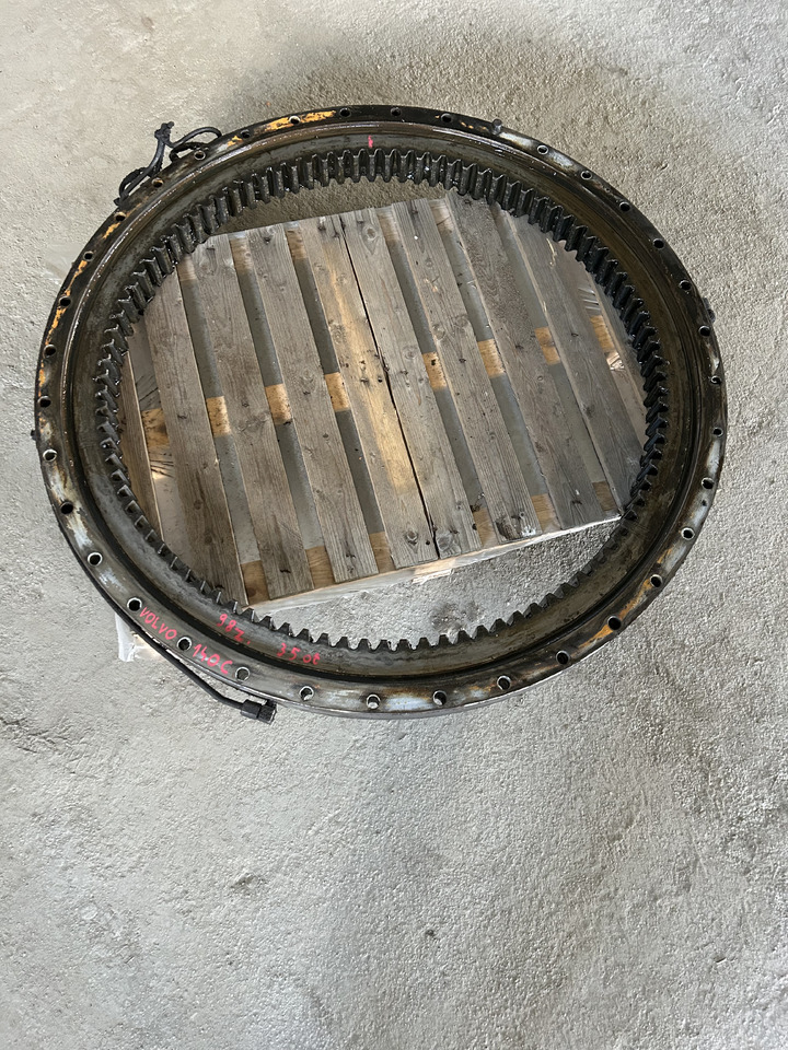 Volvo EW140C - حلقة الدوران - حفار ذو عجلات: صورة 4 Volvo EW140C - حلقة الدوران - حفار ذو عجلات: صورة 4