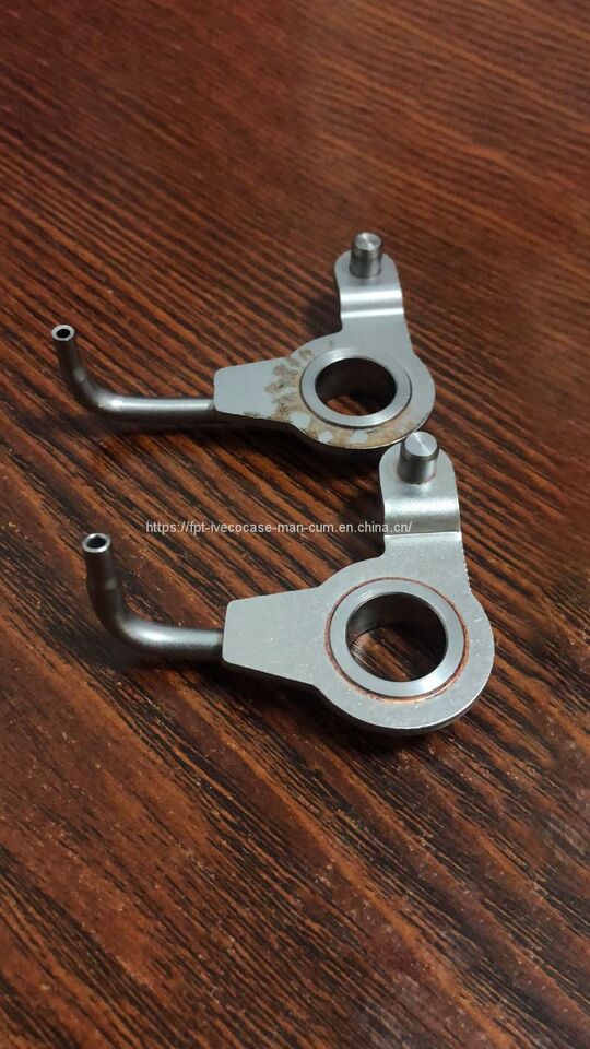 FPT IVECO CASE Cursor9Bus F2CFE612D*J231/F2CFE612A*J098 5802748674 OIL NOZZLE 504127000/504236099 - المحرك و قطع الغيار - حافلة: صورة 1 FPT IVECO CASE Cursor9Bus F2CFE612D*J231/F2CFE612A*J098 5802748674 OIL NOZZLE 504127000/504236099 - المحرك و قطع الغيار - حافلة: صورة 1
