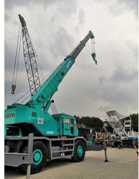 2015 KATO KR500H - رافعة الطرق الوعرة: صورة 1 2015 KATO KR500H - رافعة الطرق الوعرة: صورة 1